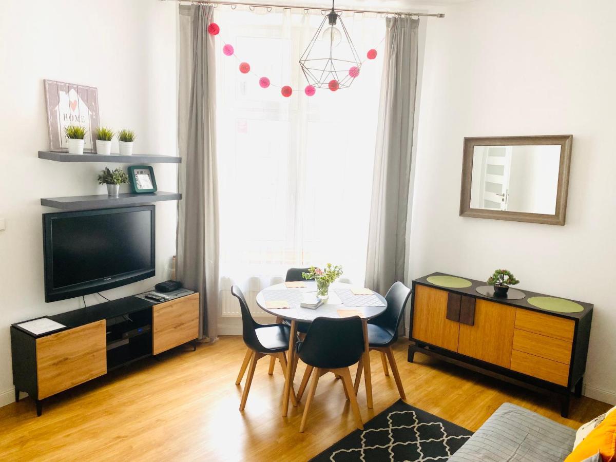Apartament Centrum Познань Екстер'єр фото