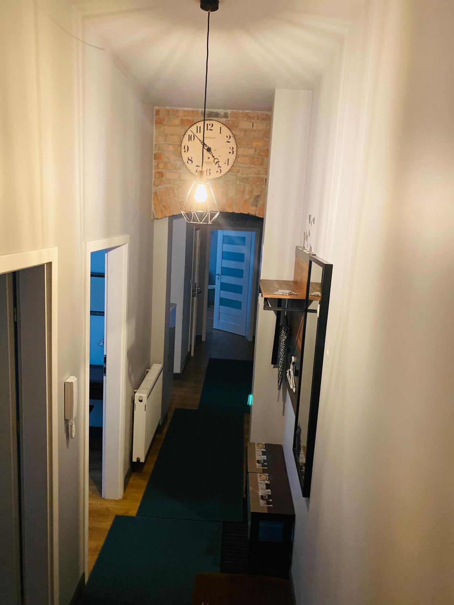 Apartament Centrum Познань Екстер'єр фото